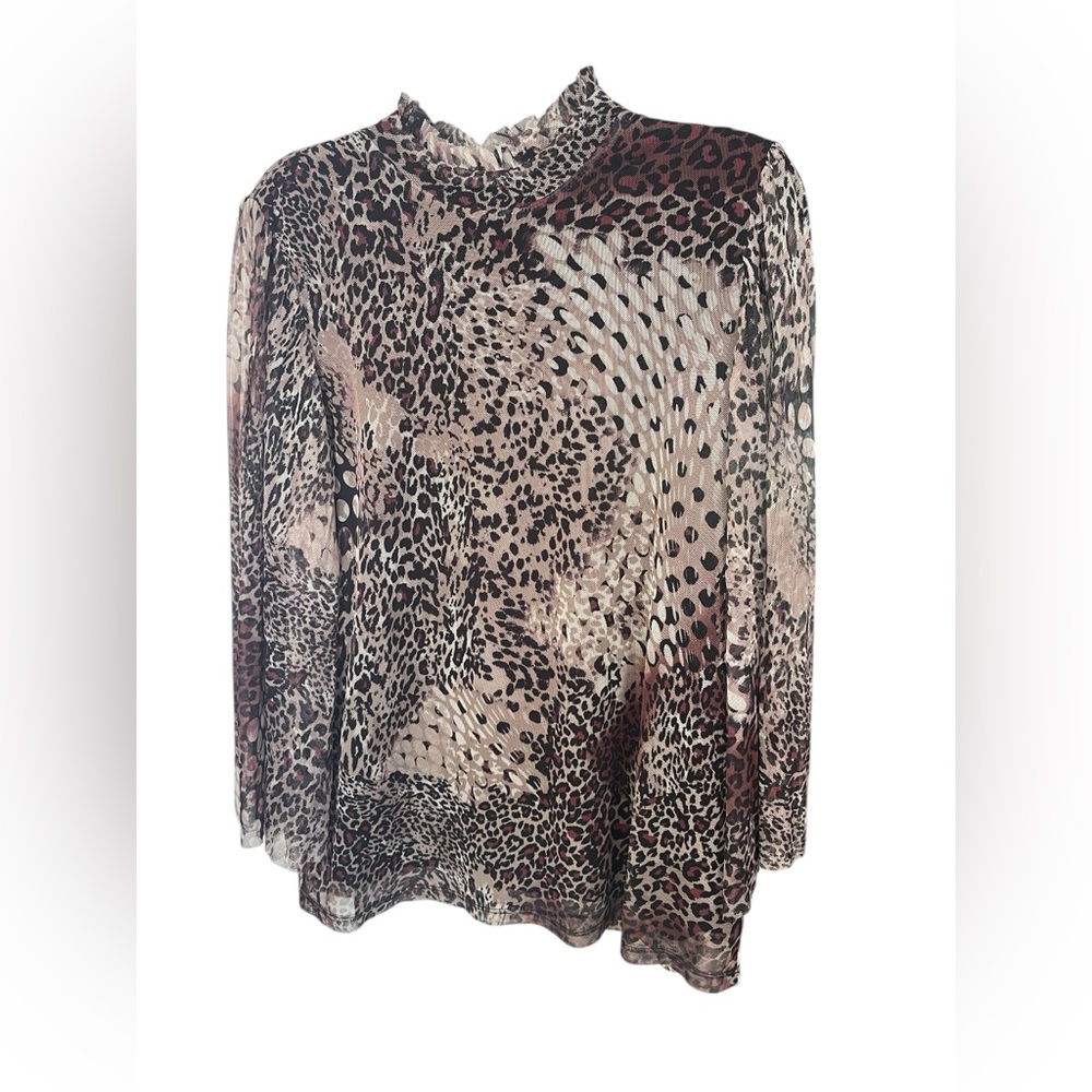 Chicos size Large Women’s mock neck LS Animal print Women's Top SHEER/Lined